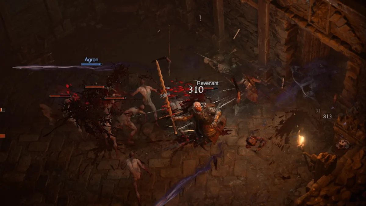 Rogue combat in a dungeon in Diablo 4