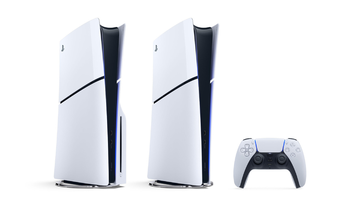 Both PS5 Slimconsoles with controller